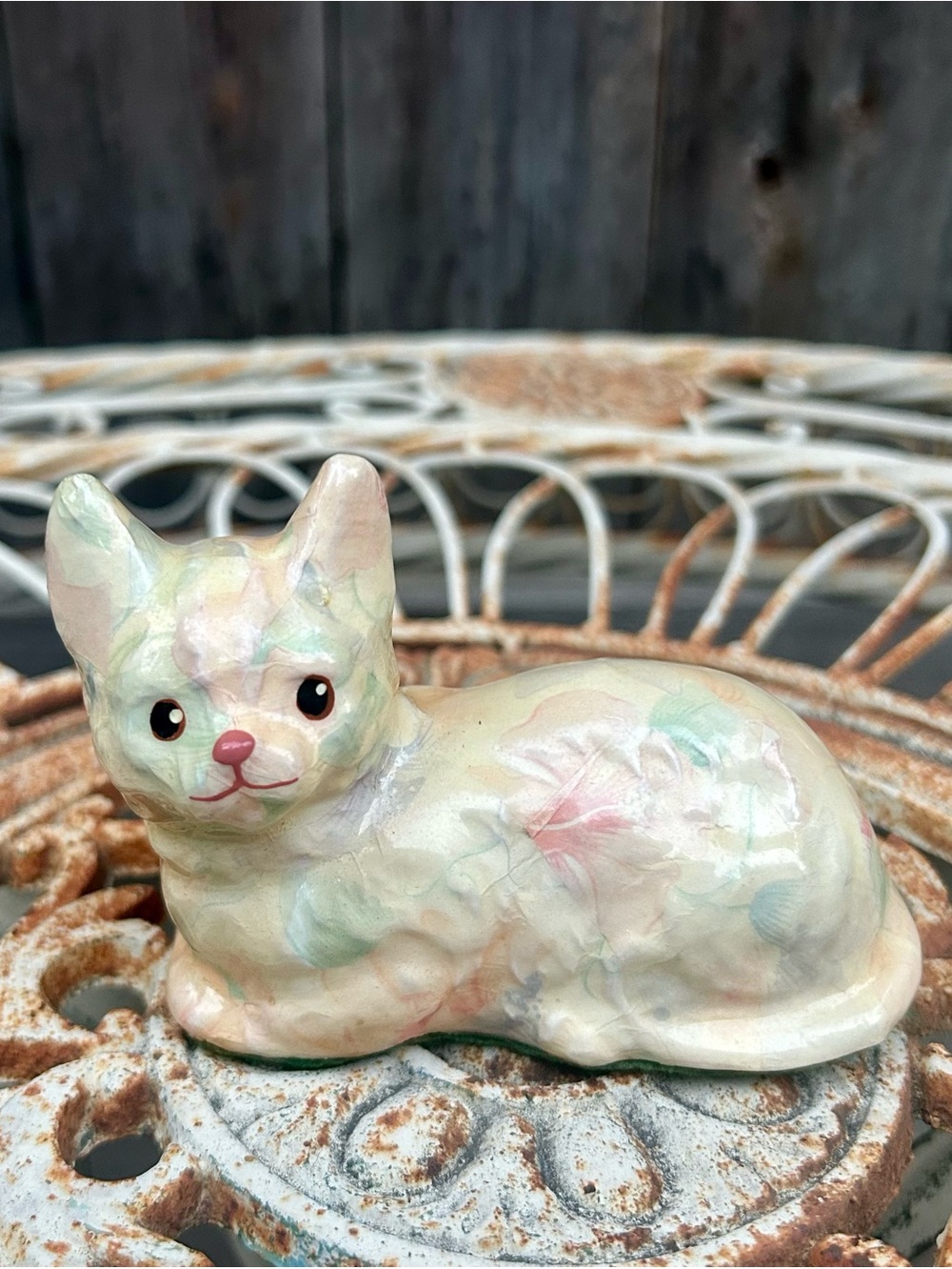 Linda Edgington Papier-mâché Floral Ceramic Cat
